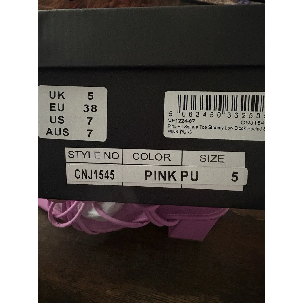 PrettyLittleThing Pink PU Square Toe Strappy Low Block Heel Sandals US 7‎ NEW